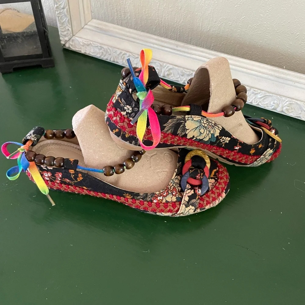 Festive colorful Boho Flats - Picture 4 of 9